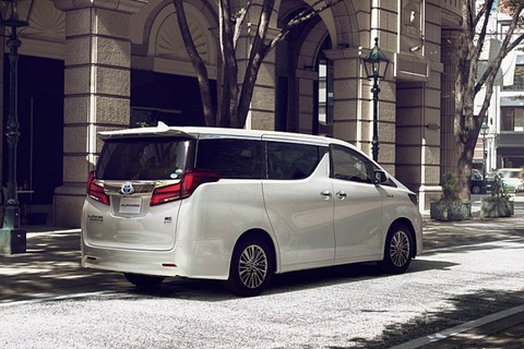 toyota_alphard_2017_07s
