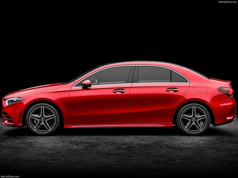 Mercedes-Benz-A-Class_L_Sedan_CN-Version-2019-1600-09