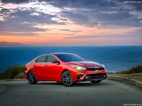 Kia-Forte-2019-800-03