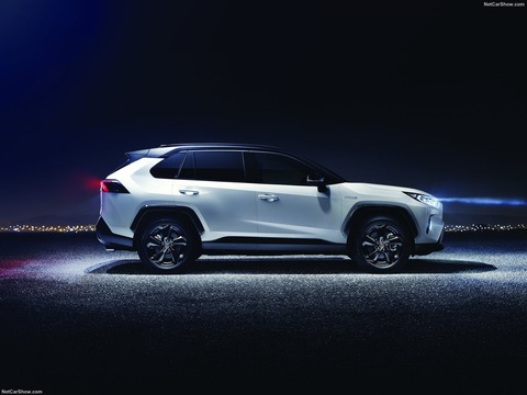 Toyota-RAV4-2019-1600-0e