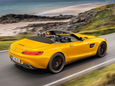 Mercedes-Benz-AMG_GT_S_Roadster-2019-1600-09