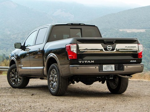 2017-nissan-titan