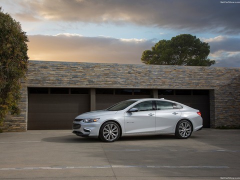 Chevrolet-Malibu-2016-1600-04