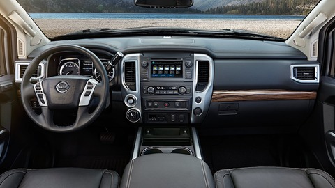 2017-nissan-titan-interior-dash-large