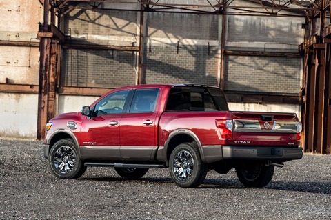 2017-nissan-titan-half-ton-first-drive-review-41