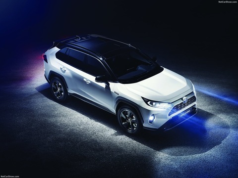 Toyota-RAV4-2019-1600-0c