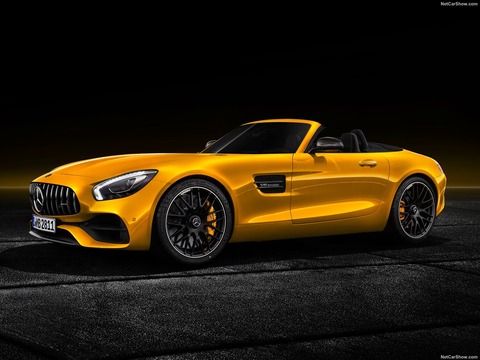 Mercedes-Benz-AMG_GT_S_Roadster-2019-1600-02
