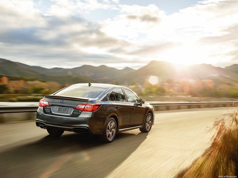 Subaru-Legacy-2018-1600-02