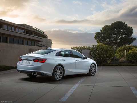 Chevrolet-Malibu-2016-1600-09