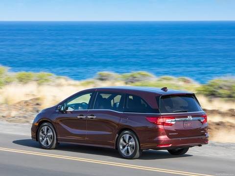 Honda-Odyssey-2018-1600-4c