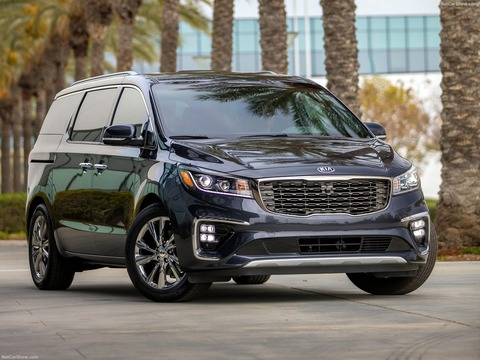 Kia-Sedona-2019-1600-04