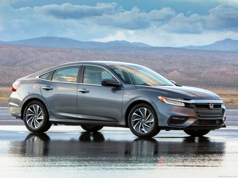Honda-Insight-2019-1600-02