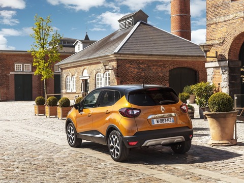 Renault-Captur-2018-1600-30