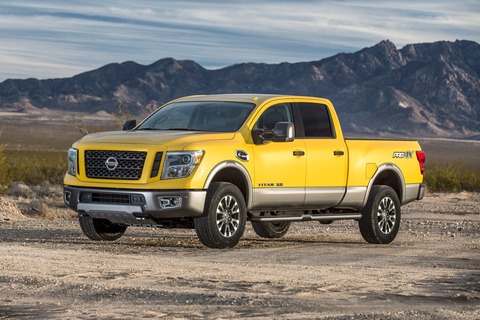 2017_nissan_titan-xd_crew-cab-pickup_pro-4x_fq_oem_4_1280
