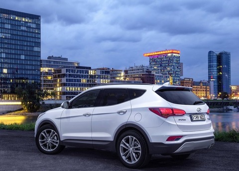 2018_Hyundai_Santa_Fe__3_