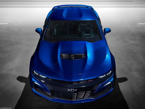 Chevrolet-Camaro-2019-1600-07