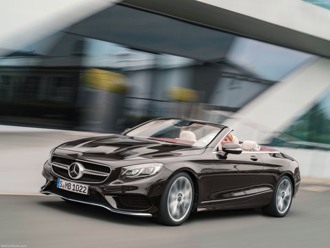 Mercedes-Benz-S-Class_Cabriolet-2018-1600-06