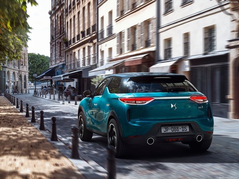 DS-3_Crossback-2019-1600-06