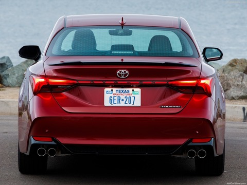 Toyota-Avalon-2019-1600-25