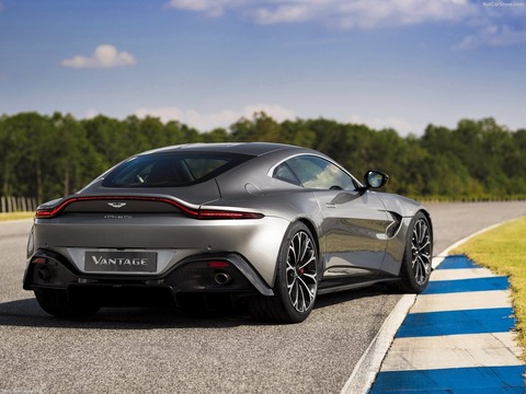 Aston_Martin-Vantage-2019-1600-2e