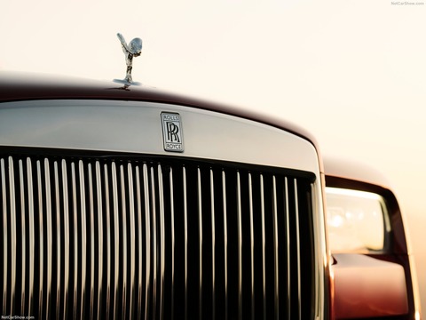 Rolls-Royce-Cullinan-2019-1600-1f