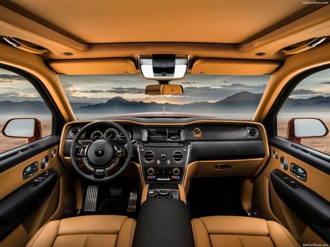 Rolls-Royce-Cullinan-2019-1600-16