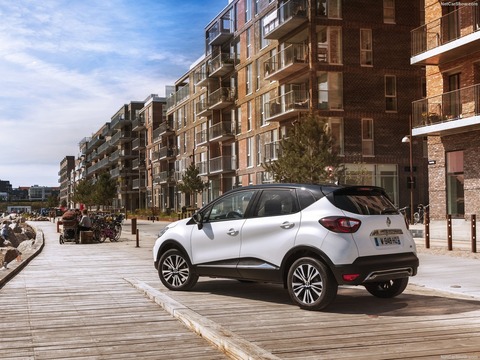 Renault-Captur-2018-1600-34