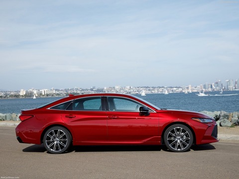 Toyota-Avalon-2019-1600-13
