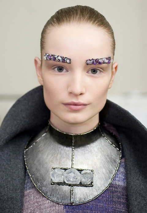 bejeweled-eyebrows