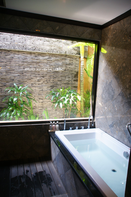 0724-12UBUD