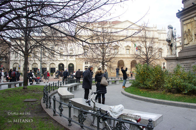 0221-10Via-Monte-Napoleone