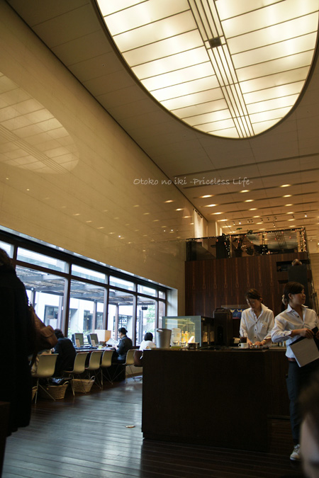 0211-11店内入口