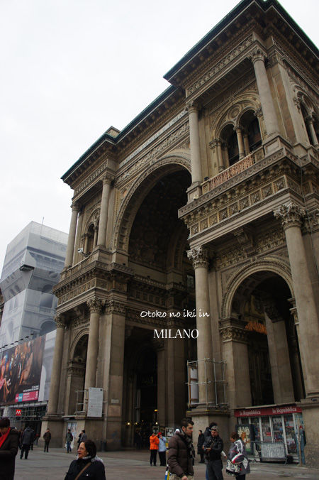 0212-12MILANO