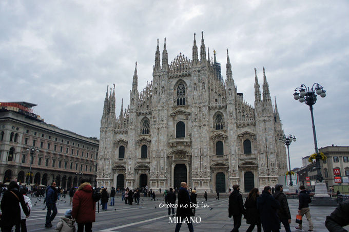 0212-10MILANO