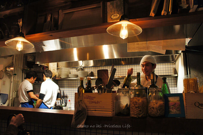 0307-23Tsukiji-Lo-scoglio