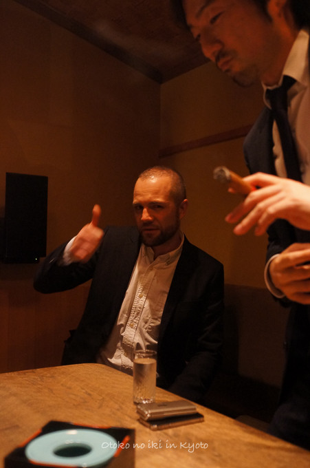 0228GOON10月-28