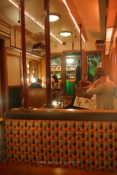 0810LONDONbar4月-9