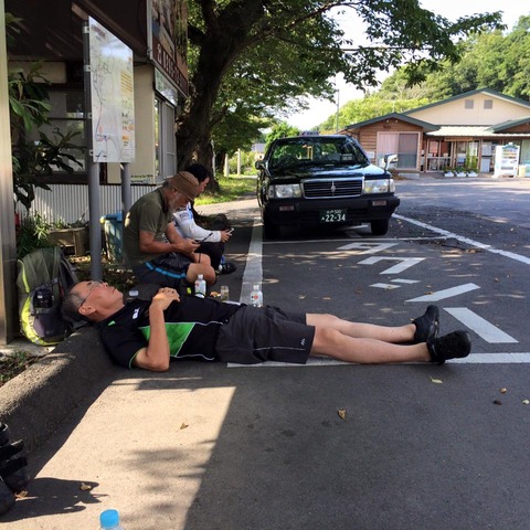 27-08-10袋田駅1