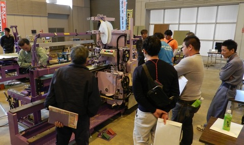 展示会両用ロボット