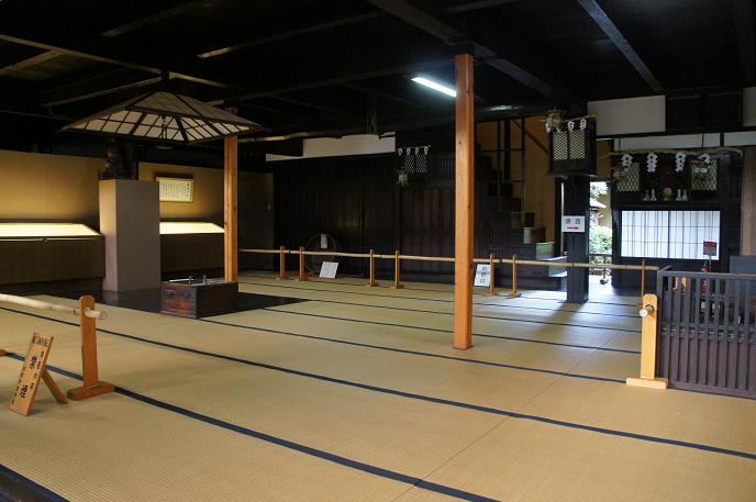 0ec4b975.jpg