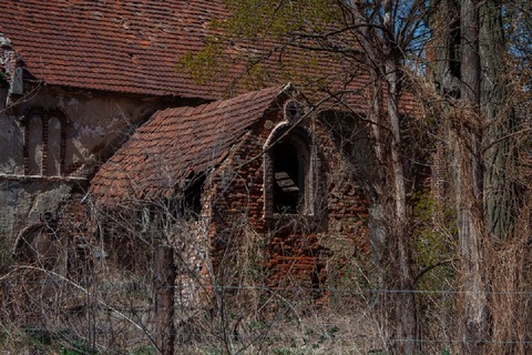 village-896738_960_720