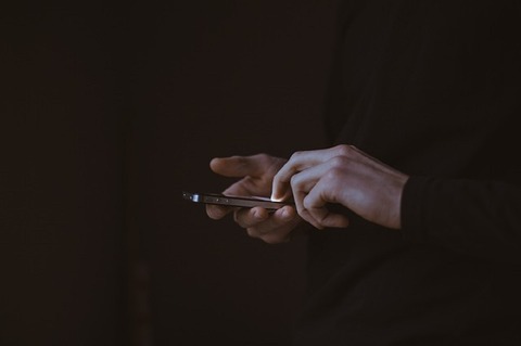 cell-phone-690192_640
