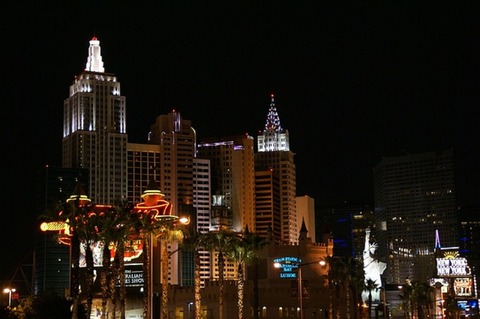 new-york-hotel-839390_640