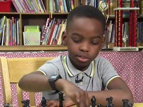 ホームレスの8歳少年がニューヨークのチェス・チャンピオンに