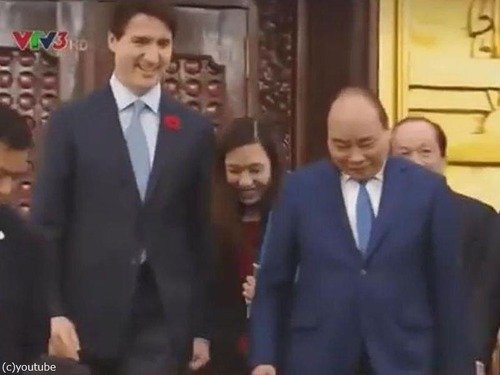 カナダとベトナムの首相00