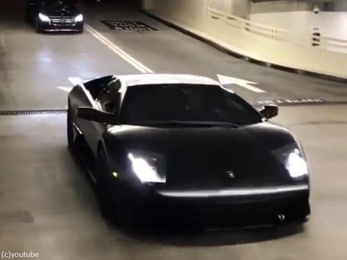 ランボルギーニと駐車料金01