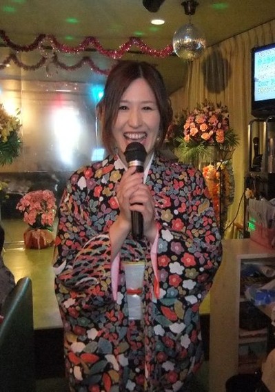 日本クラウン　五島つばき　「北離愁」