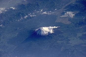 宇宙から見た富士山