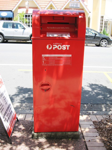 AU_post