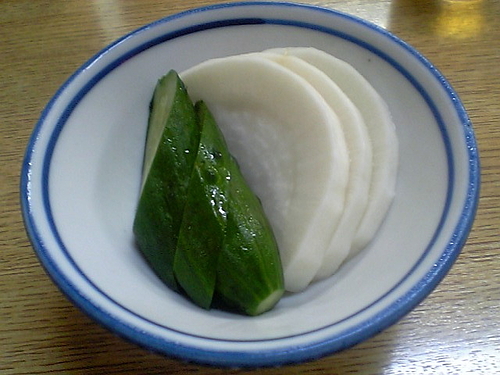 みずみずしい自家製糠漬け50円也! みずみずしい自家製糠漬け50円也!